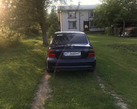 Синій Опель Вектра, об'ємом двигуна 1.8 л та пробігом 200 тис. км за 3200 $, фото 1 на Automoto.ua