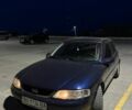 Синий Опель Вектра, объемом двигателя 2 л и пробегом 355 тыс. км за 2150 $, фото 1 на Automoto.ua