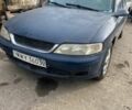 Синий Опель Вектра, объемом двигателя 1.6 л и пробегом 1 тыс. км за 565 $, фото 1 на Automoto.ua
