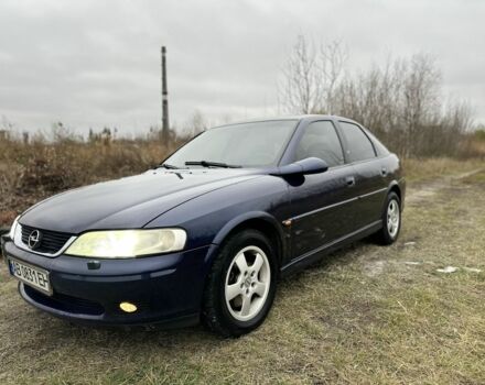 Синий Опель Вектра, объемом двигателя 1.8 л и пробегом 250 тыс. км за 2900 $, фото 5 на Automoto.ua