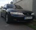 Синий Опель Вектра, объемом двигателя 2 л и пробегом 300 тыс. км за 3550 $, фото 1 на Automoto.ua