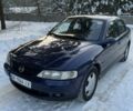 Синий Опель Вектра, объемом двигателя 2 л и пробегом 340 тыс. км за 2500 $, фото 1 на Automoto.ua