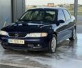 Синий Опель Вектра, объемом двигателя 2 л и пробегом 290 тыс. км за 2399 $, фото 1 на Automoto.ua