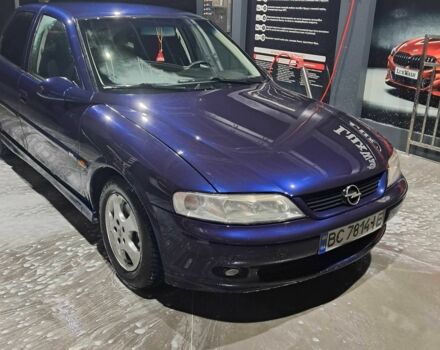 Синій Опель Вектра, об'ємом двигуна 1.6 л та пробігом 432 тис. км за 2200 $, фото 1 на Automoto.ua