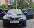 Синий Опель Вектра, объемом двигателя 1.8 л и пробегом 260 тыс. км за 3500 $, фото 13 на Automoto.ua