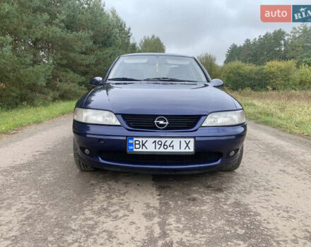 Синий Опель Вектра, объемом двигателя 2 л и пробегом 358 тыс. км за 3000 $, фото 2 на Automoto.ua