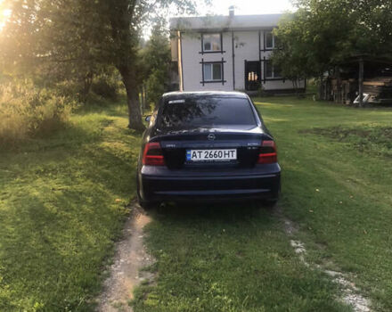 Синій Опель Вектра, об'ємом двигуна 1.8 л та пробігом 200 тис. км за 3200 $, фото 2 на Automoto.ua