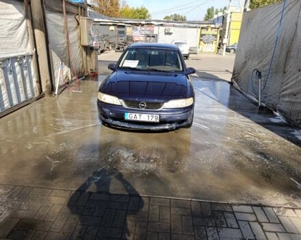 Опель Вектра 2000 у Краматорске на Automoto.ua Синій Опель Вектра, об'ємом двигуна 1.9 л та пробігом 377 тис. км за 1850 $, фото 4 на Automoto.ua