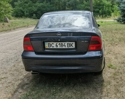 Синий Опель Вектра, объемом двигателя 1 л и пробегом 200 тыс. км за 1453 $, фото 3 на Automoto.ua