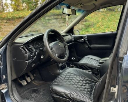 Опель Вектра 2000 в Остоге на Automoto.ua Синий Опель Вектра, объемом двигателя 1.8 л и пробегом 300 тыс. км за 1850 $, фото 7 на Automoto.ua