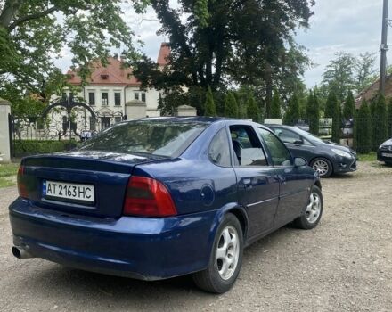 Синий Опель Вектра, объемом двигателя 2 л и пробегом 310 тыс. км за 1400 $, фото 6 на Automoto.ua