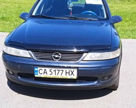 Синий Опель Вектра, объемом двигателя 1.6 л и пробегом 350 тыс. км за 2500 $, фото 3 на Automoto.ua