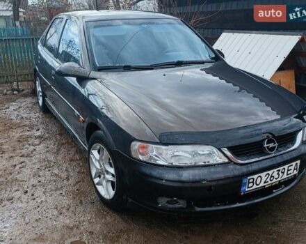Синий Опель Вектра, объемом двигателя 1.6 л и пробегом 298 тыс. км за 1950 $, фото 1 на Automoto.ua