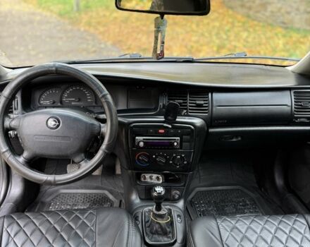 Опель Вектра 2000 в Остоге на Automoto.ua Синий Опель Вектра, объемом двигателя 1.8 л и пробегом 300 тыс. км за 1850 $, фото 8 на Automoto.ua