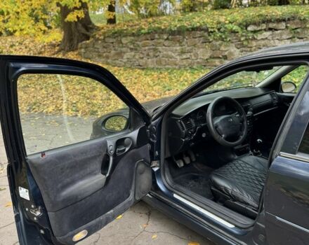 Опель Вектра 2000 в Остоге на Automoto.ua Синий Опель Вектра, объемом двигателя 1.8 л и пробегом 300 тыс. км за 1850 $, фото 6 на Automoto.ua