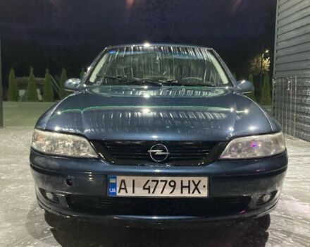 Синій Опель Вектра, об'ємом двигуна 2 л та пробігом 470 тис. км за 2200 $, фото 1 на Automoto.ua