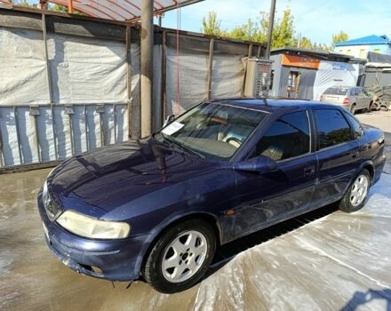 Опель Вектра 2000 у Краматорске на Automoto.ua Синій Опель Вектра, об'ємом двигуна 1.9 л та пробігом 377 тис. км за 1850 $, фото 5 на Automoto.ua