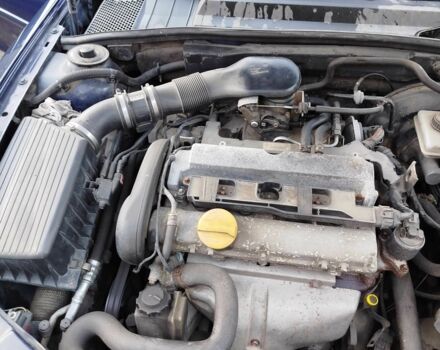 Синий Опель Вектра, объемом двигателя 1.8 л и пробегом 226 тыс. км за 2650 $, фото 5 на Automoto.ua