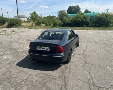 Синий Опель Вектра, объемом двигателя 1.6 л и пробегом 414 тыс. км за 2100 $, фото 4 на Automoto.ua