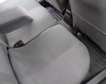 Синий Опель Вектра, объемом двигателя 1.8 л и пробегом 226 тыс. км за 2650 $, фото 10 на Automoto.ua