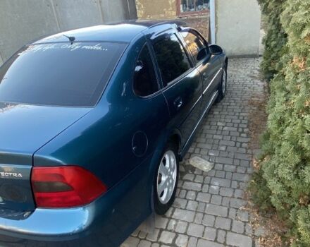 Синий Опель Вектра, объемом двигателя 1.6 л и пробегом 325 тыс. км за 2900 $, фото 4 на Automoto.ua