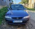 Синий Опель Вектра, объемом двигателя 0 л и пробегом 170 тыс. км за 600 $, фото 1 на Automoto.ua