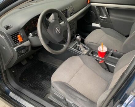 Синий Опель Вектра, объемом двигателя 2.2 л и пробегом 310 тыс. км за 2400 $, фото 9 на Automoto.ua