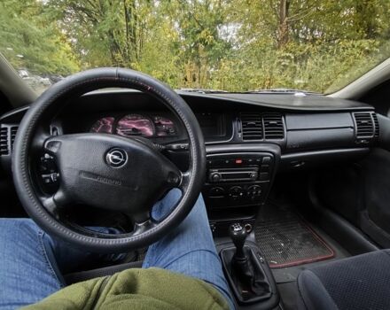 Синій Опель Вектра, об'ємом двигуна 2 л та пробігом 292 тис. км за 1495 $, фото 6 на Automoto.ua