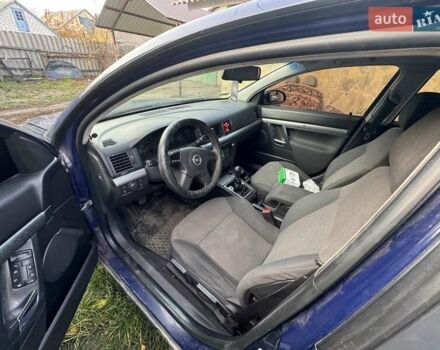 Синій Опель Вектра, об'ємом двигуна 2 л та пробігом 300 тис. км за 1500 $, фото 3 на Automoto.ua