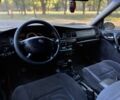 Синий Опель Вектра, объемом двигателя 2 л и пробегом 299 тыс. км за 1200 $, фото 4 на Automoto.ua