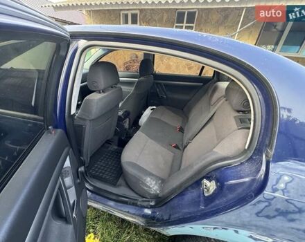 Синій Опель Вектра, об'ємом двигуна 2 л та пробігом 300 тис. км за 1500 $, фото 8 на Automoto.ua