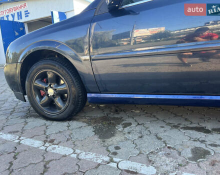 Синий Опель Вектра, объемом двигателя 2 л и пробегом 350 тыс. км за 3100 $, фото 5 на Automoto.ua