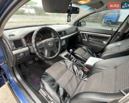 Синий Опель Вектра, объемом двигателя 2.2 л и пробегом 433 тыс. км за 3300 $, фото 14 на Automoto.ua