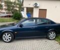 Синий Опель Вектра, объемом двигателя 2.2 л и пробегом 310 тыс. км за 2400 $, фото 3 на Automoto.ua