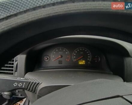 Синий Опель Вектра, объемом двигателя 1.8 л и пробегом 192 тыс. км за 3800 $, фото 15 на Automoto.ua