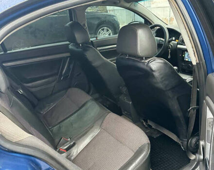Синий Опель Вектра, объемом двигателя 2.2 л и пробегом 430 тыс. км за 3200 $, фото 4 на Automoto.ua