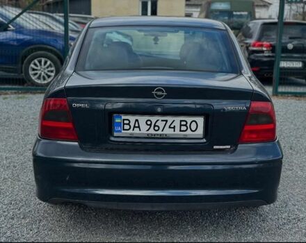Синій Опель Вектра, об'ємом двигуна 1.6 л та пробігом 318 тис. км за 2900 $, фото 1 на Automoto.ua