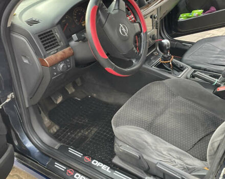 Синій Опель Вектра, об'ємом двигуна 2 л та пробігом 350 тис. км за 2850 $, фото 13 на Automoto.ua