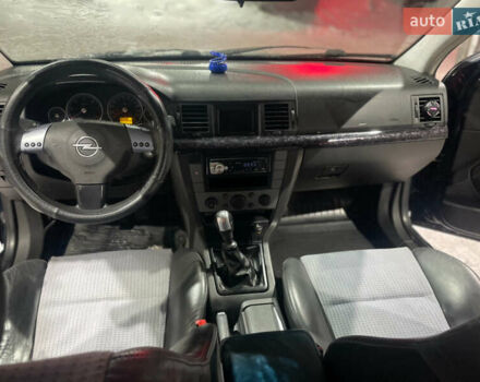 Синий Опель Вектра, объемом двигателя 2.2 л и пробегом 428 тыс. км за 3299 $, фото 7 на Automoto.ua