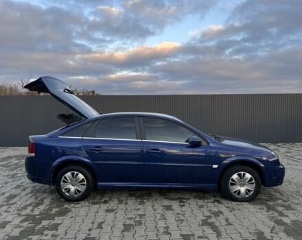 Синій Опель Вектра, об'ємом двигуна 2.2 л та пробігом 285 тис. км за 3550 $, фото 17 на Automoto.ua