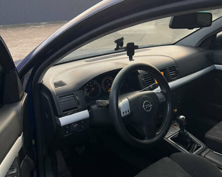 Синій Опель Вектра, об'ємом двигуна 2.17 л та пробігом 295 тис. км за 3550 $, фото 11 на Automoto.ua