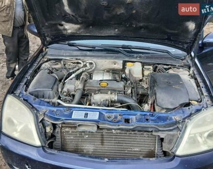 Синий Опель Вектра, объемом двигателя 2.2 л и пробегом 300 тыс. км за 3000 $, фото 10 на Automoto.ua