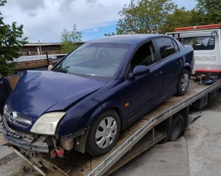 Синий Опель Вектра, объемом двигателя 2 л и пробегом 300 тыс. км за 1300 $, фото 4 на Automoto.ua