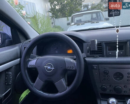 Синій Опель Вектра, об'ємом двигуна 1.8 л та пробігом 280 тис. км за 3200 $, фото 8 на Automoto.ua