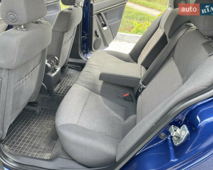 Синій Опель Вектра, об'ємом двигуна 1.8 л та пробігом 258 тис. км за 5200 $, фото 17 на Automoto.ua