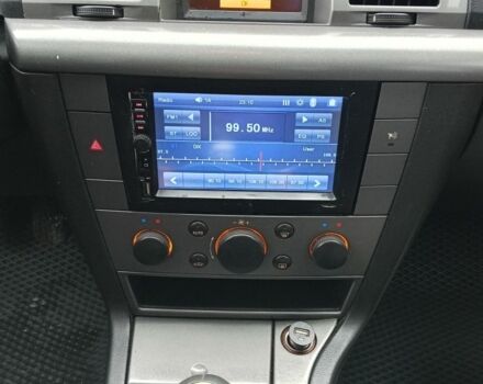 Синій Опель Вектра, об'ємом двигуна 1.8 л та пробігом 290 тис. км за 3350 $, фото 13 на Automoto.ua