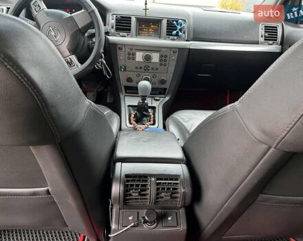 Синій Опель Вектра, об'ємом двигуна 2.2 л та пробігом 320 тис. км за 4400 $, фото 5 на Automoto.ua