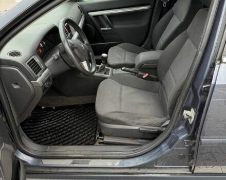 Синий Опель Вектра, объемом двигателя 1.9 л и пробегом 302 тыс. км за 2500 $, фото 6 на Automoto.ua