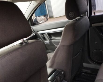 Синий Опель Вектра, объемом двигателя 1.8 л и пробегом 325 тыс. км за 3900 $, фото 6 на Automoto.ua