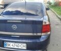 Синий Опель Вектра, объемом двигателя 2.2 л и пробегом 335 тыс. км за 4500 $, фото 4 на Automoto.ua